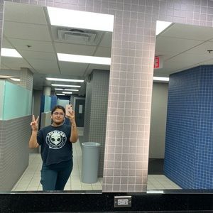 Meet your Posher, Jaclyn